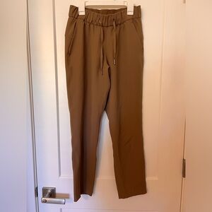Women’s Lululemon Kaki Joggers